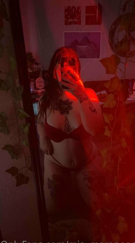 mia morenooo pornstar sexy image