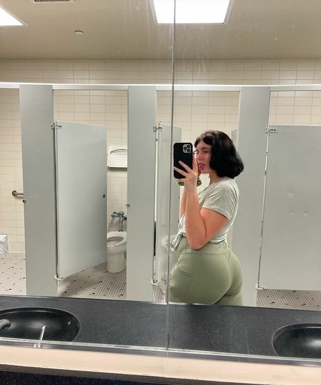 mature slut onlyfans hot nude pictures