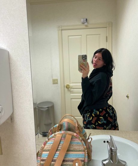 Sierraaa03 porn star pic