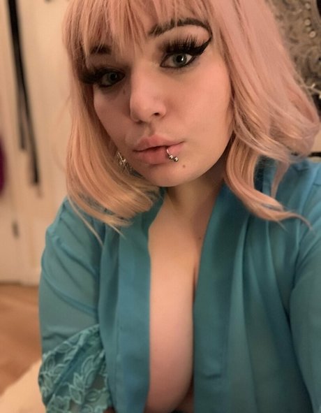 lexxiblakkfree model high quality images