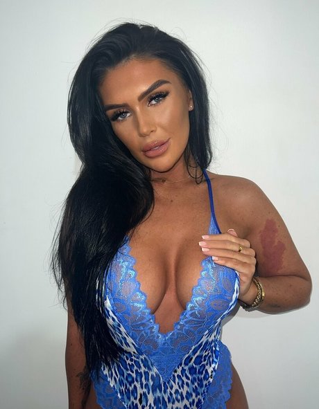 chalieparkes nice model photo