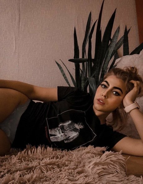 naked nurse onlyfans pornographic pictures