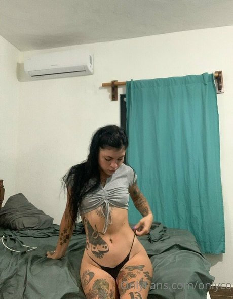 Carolina Guemes hot actress pictures