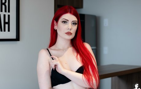 Manuela Mont perfect model galleries