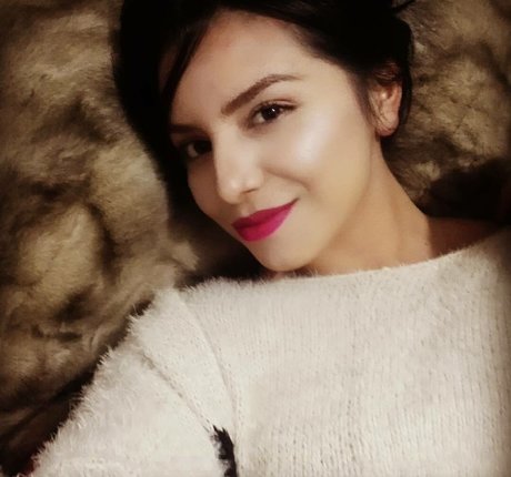 Herlinda Angel high quality actress photos