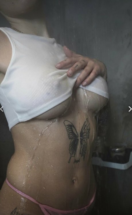 Ydrissia star perfect photo