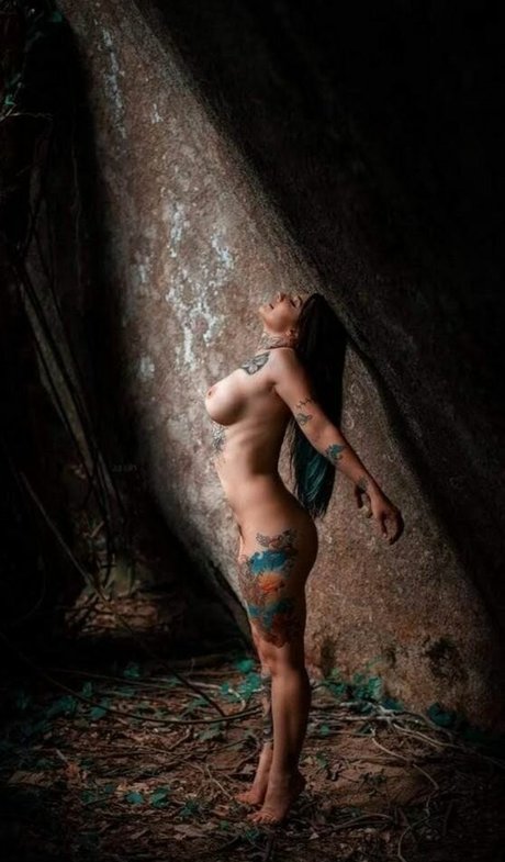 Aninha Buss free model img