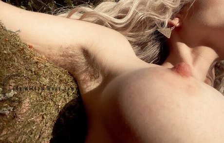 Lady Willow Wood sex actress picture