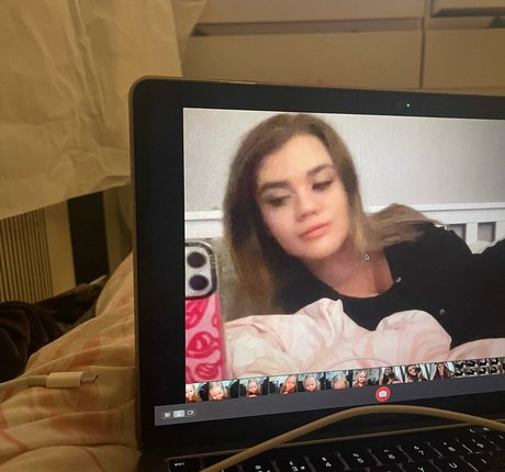 Molly Georgia Leach pornstar best pic