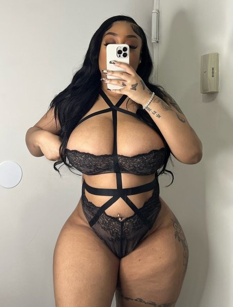 kinkykior sex pornstar image