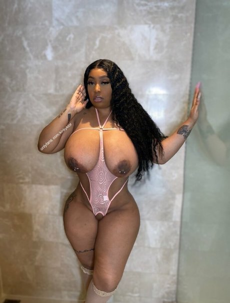 kinkykior xxx star img