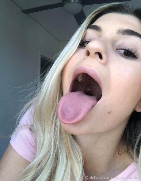 uncutsextapes star sexy pics