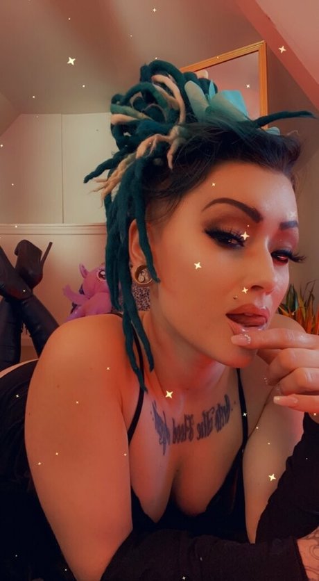 lovesickfordick nudes actress pics