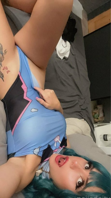 naiifree star pretty photo