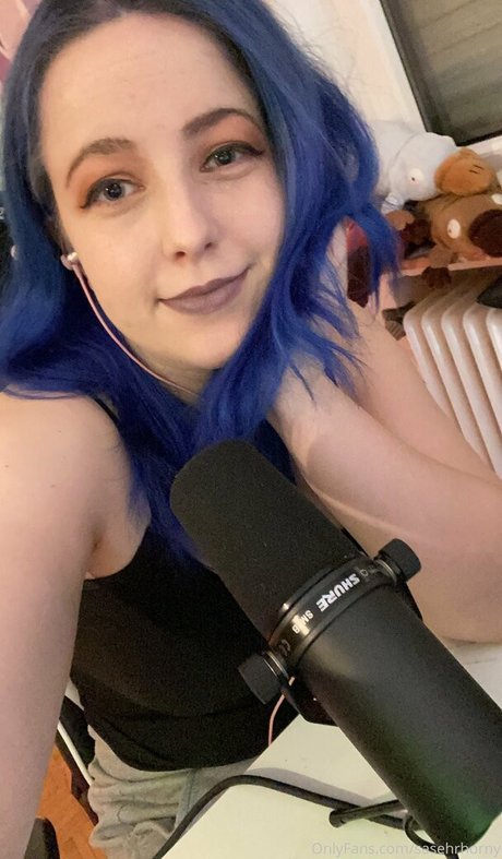 leorarose porn model image