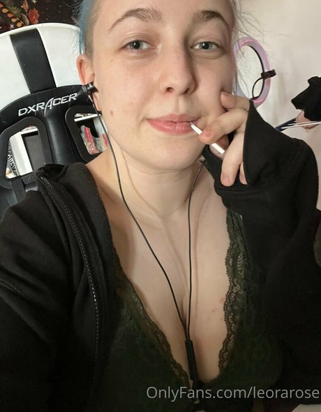 leorarose porn star image