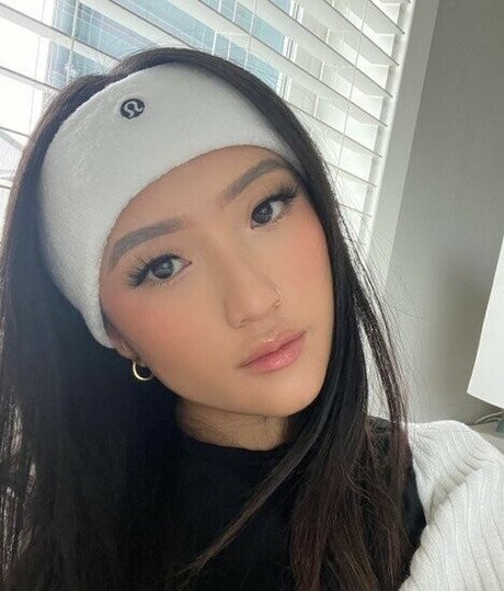 godessjny model free img