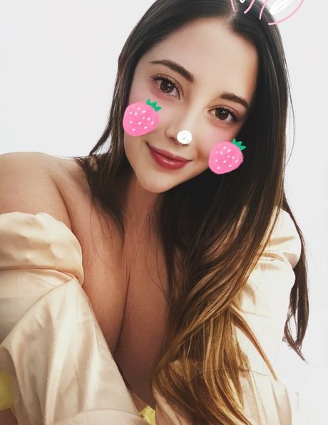 youritalianpetite perfect model images