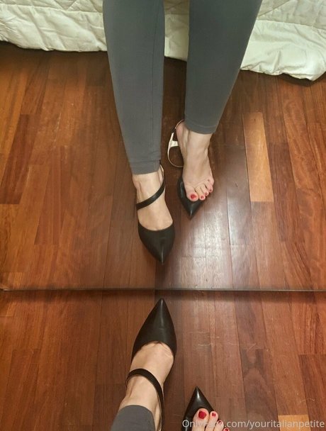 youritalianpetite pornstar nice pics