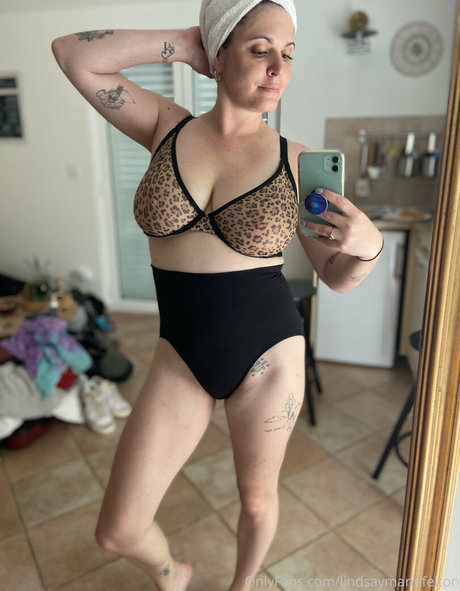 leggings onlyfans art naked images