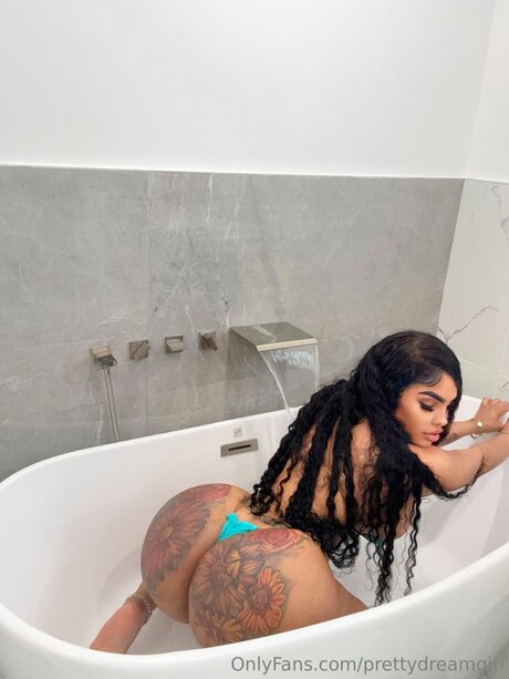 prettydreamgirl naked star gallery