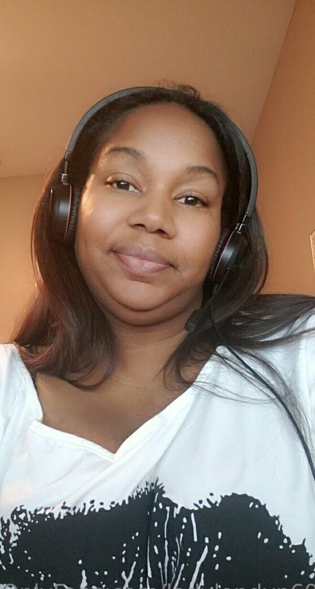 ladylondyn69 model art image