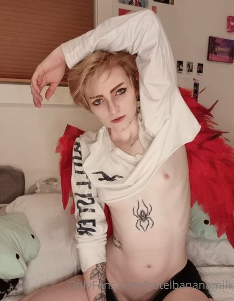 hotelbananamilk model sex img