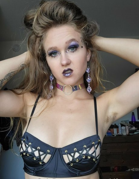 mermaidfromoz model adult pic