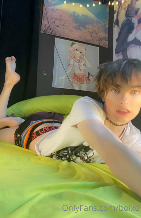 femboixd star pretty picture