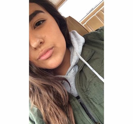 Charlotte Godoy sex actress images