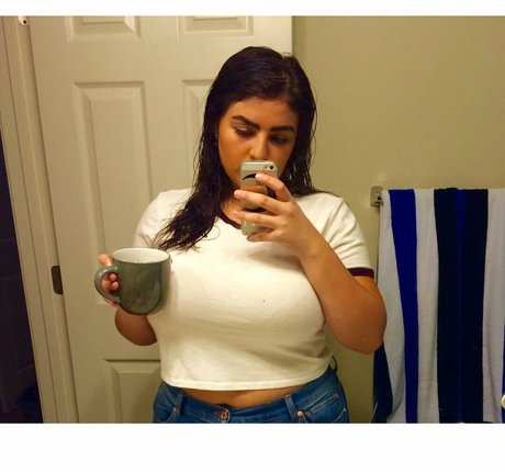 Charlotte Godoy star top gallery