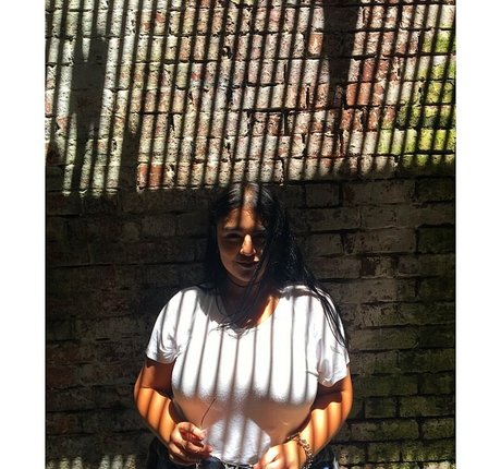 Charlotte Godoy xxx model pictures