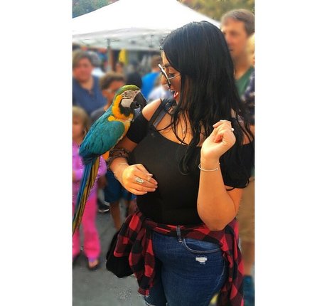 Charlotte Godoy sexy star images