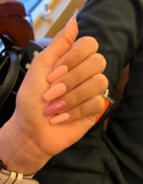 lesbian anal strapon onlyfans free porn images