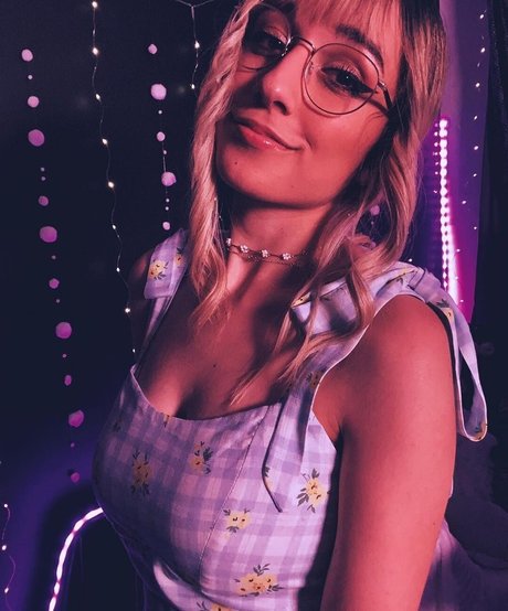 Maya ASMR model naked galleries