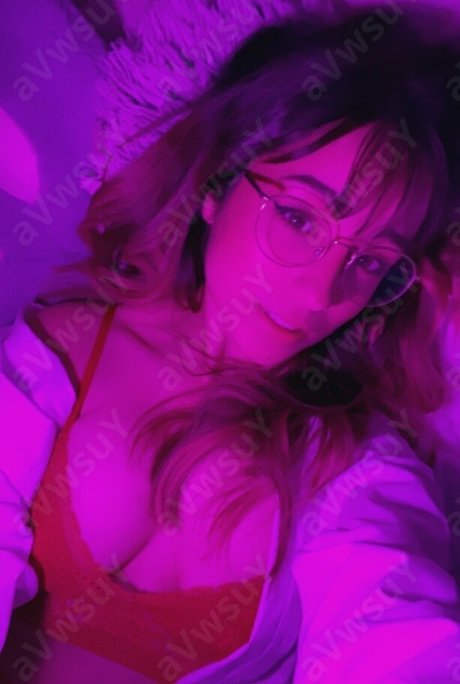 Maya ASMR free actress photo