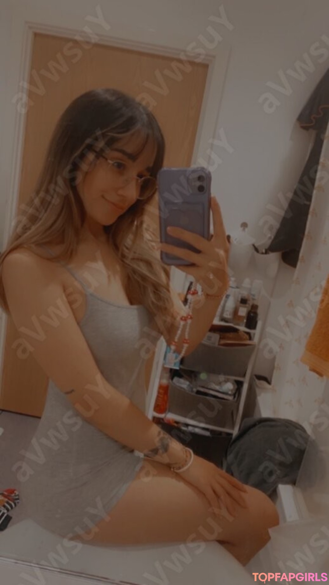 Maya ASMR hot star pic