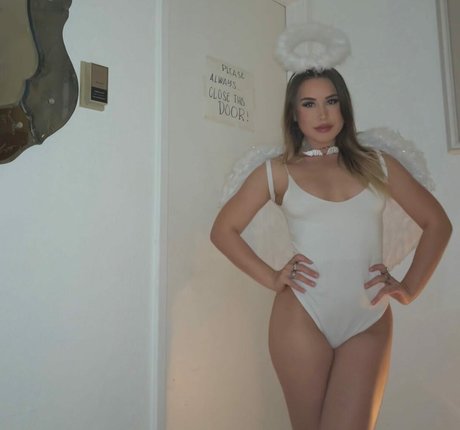 Lily Hale top actress images