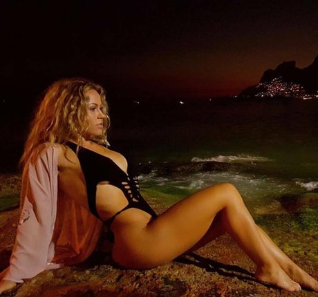 Tamra Dae erotic model picture