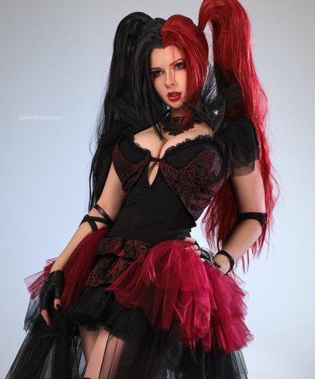 Jannet Incosplay model images