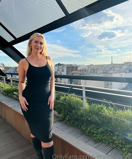 veryhotvocab erotic actress galleries