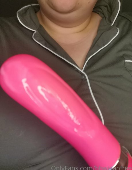 bbwjeanfree exclusive model pic