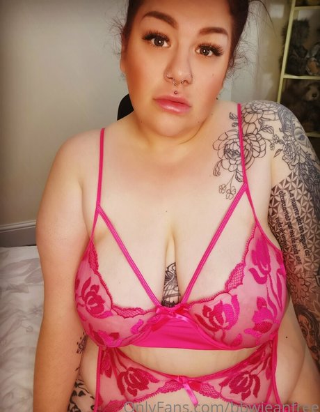 bbwjeanfree hot star pics