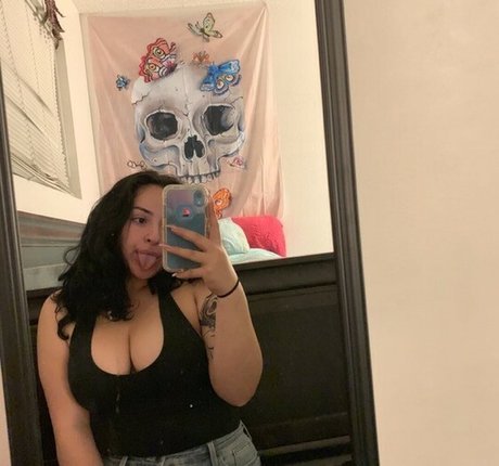 curvygirlynat star xxx pictures