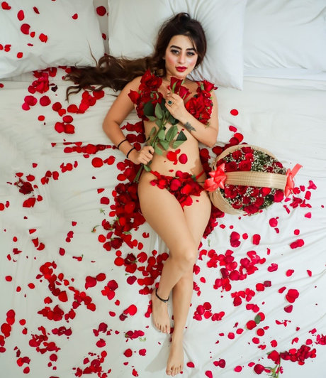 Ankita Dave hd model pics