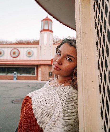 Hannah Malvone pornstar nudes photo