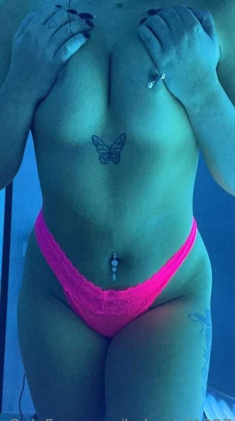 Leigh Ann model porn image