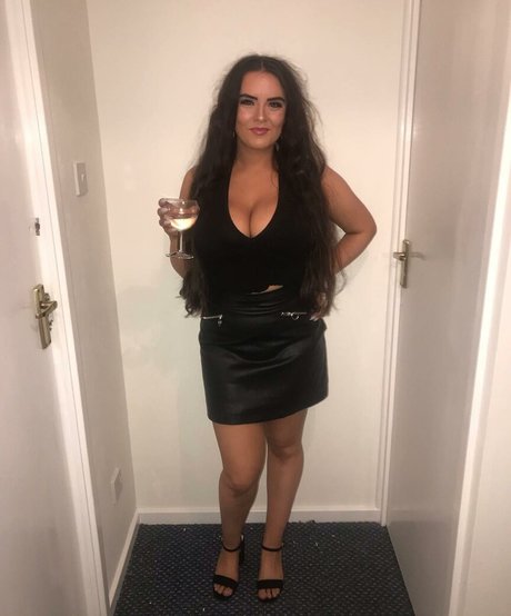 Kirsty Brittain model naked images