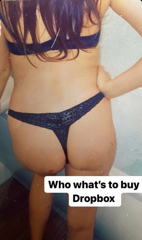 Nicole23xox pornstar nude image