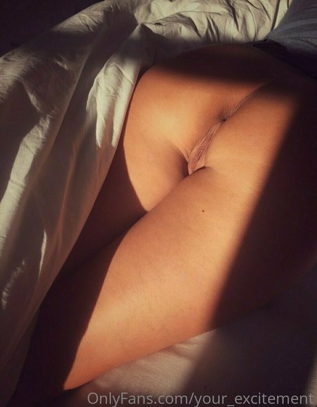 adelinaroccos erotic star pic